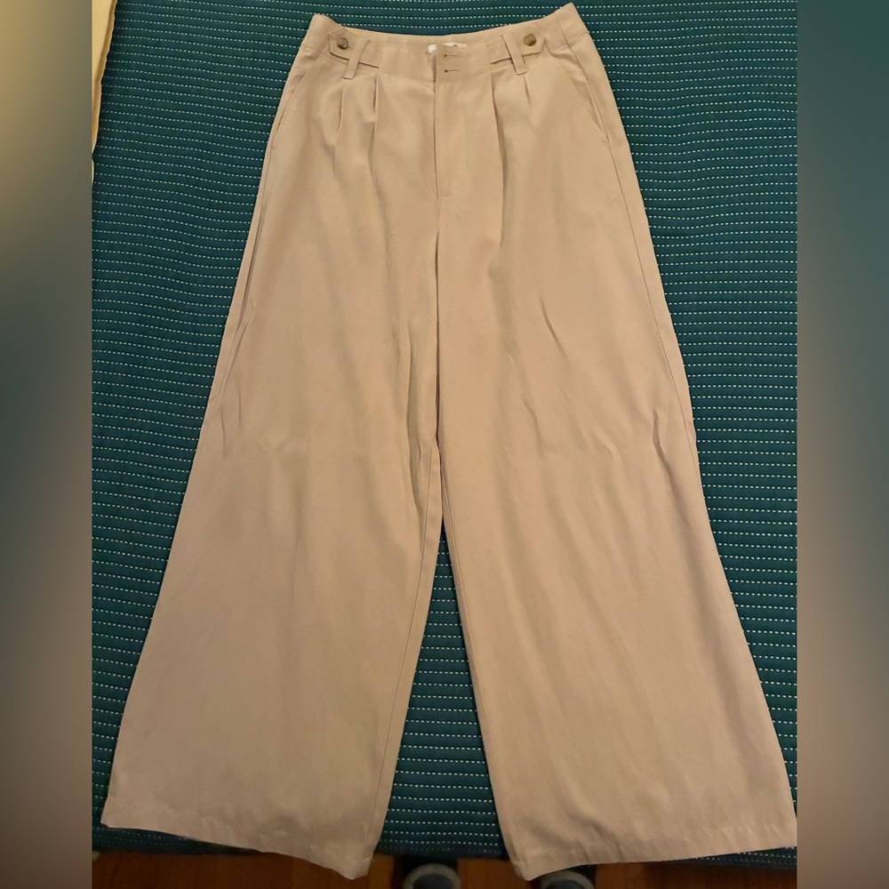 Madewell Harlow Wide-Leg High-Rise Pants in Light Beige